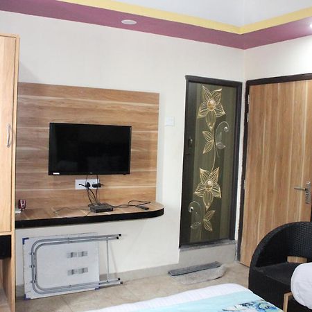 Hotel Square Park Dibrugarh Exterior photo