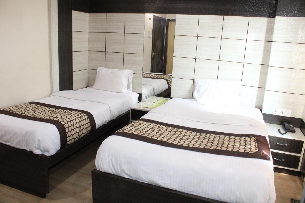 Hotel Square Park Dibrugarh Exterior photo