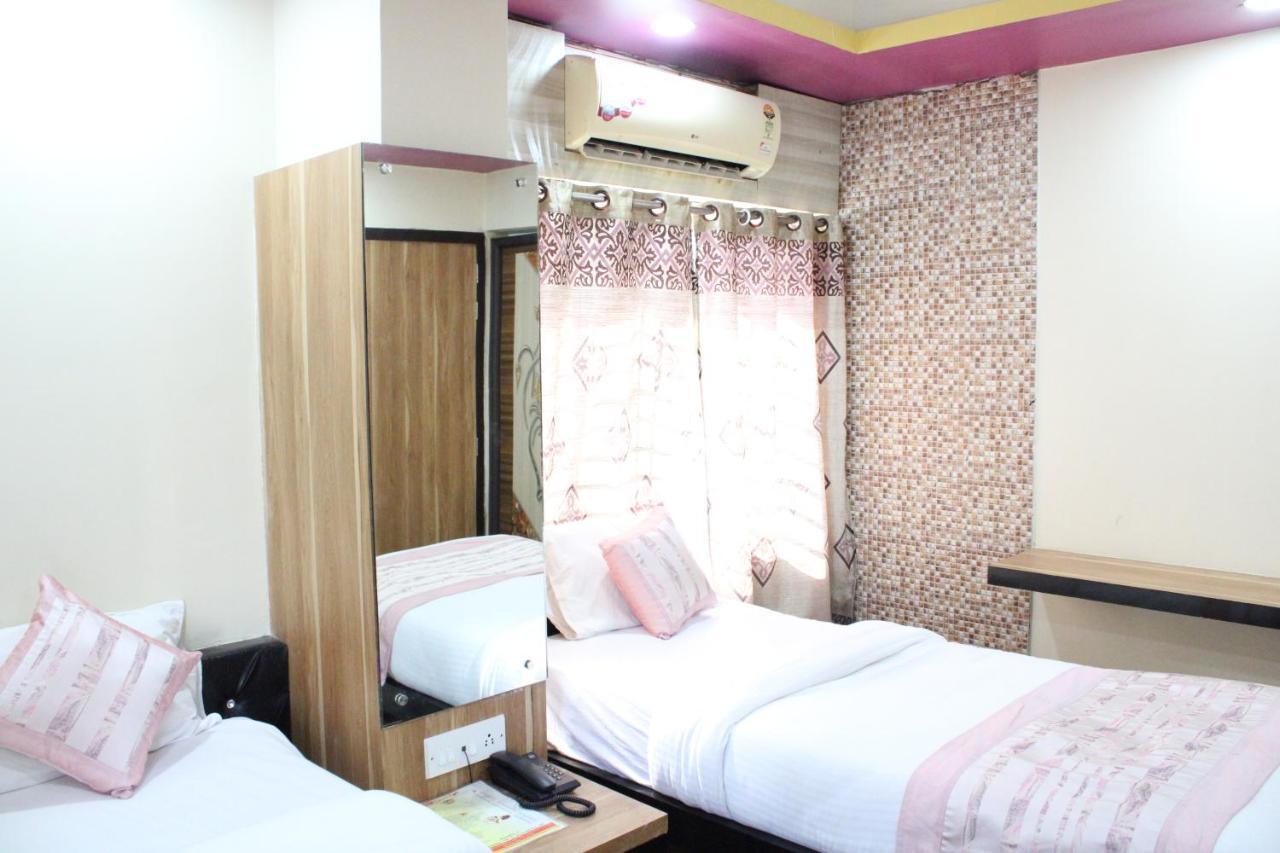 Hotel Square Park Dibrugarh Exterior photo
