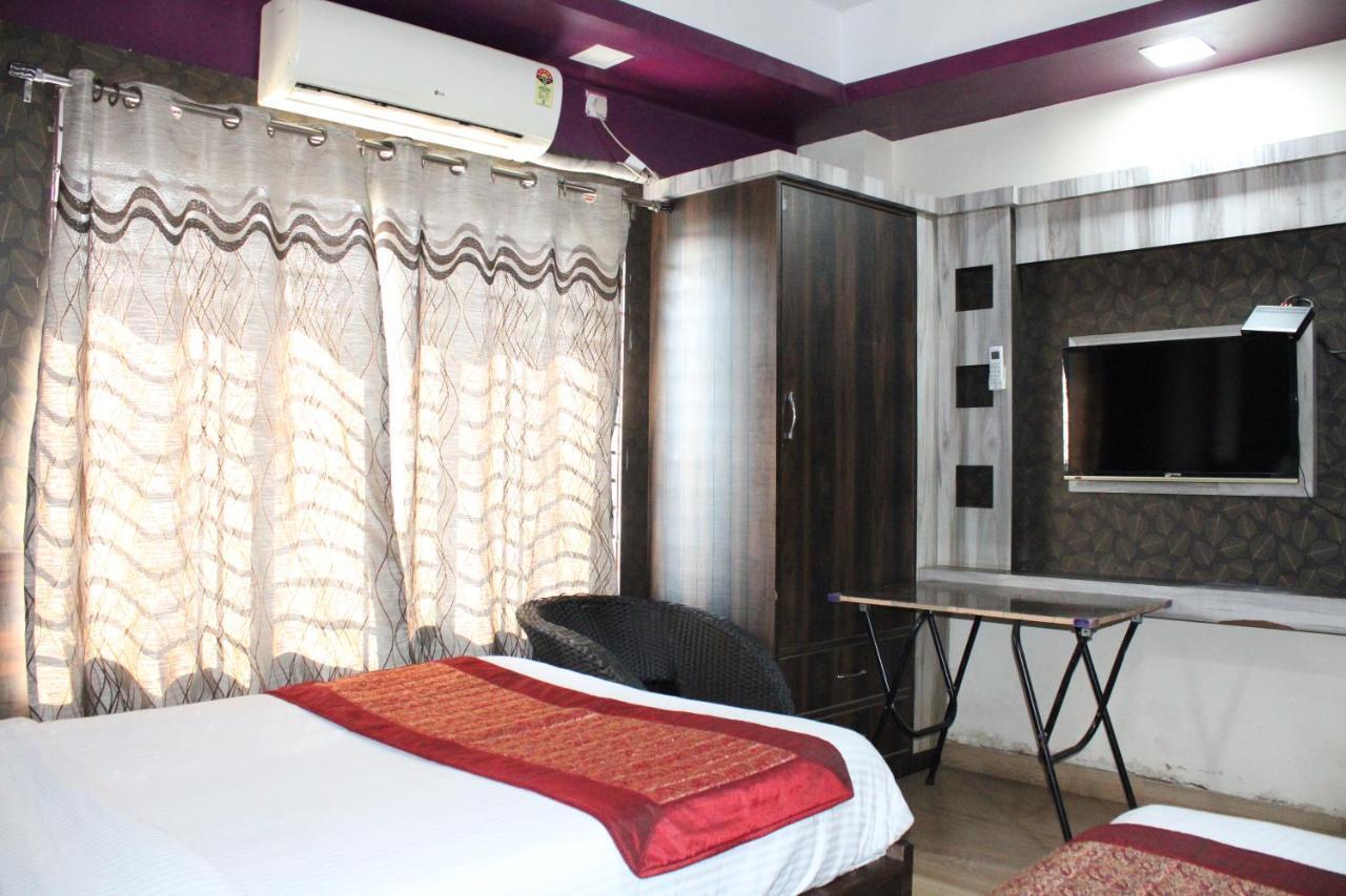 Hotel Square Park Dibrugarh Exterior photo